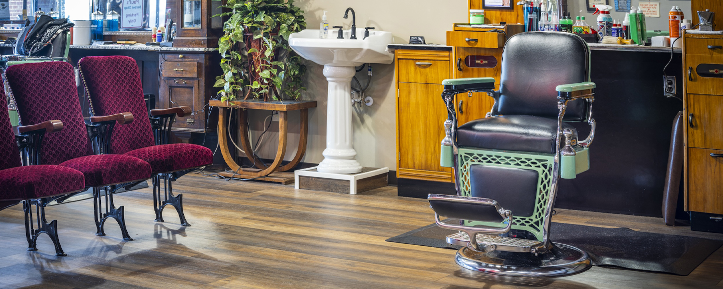 Photos of Paul's Barbershop